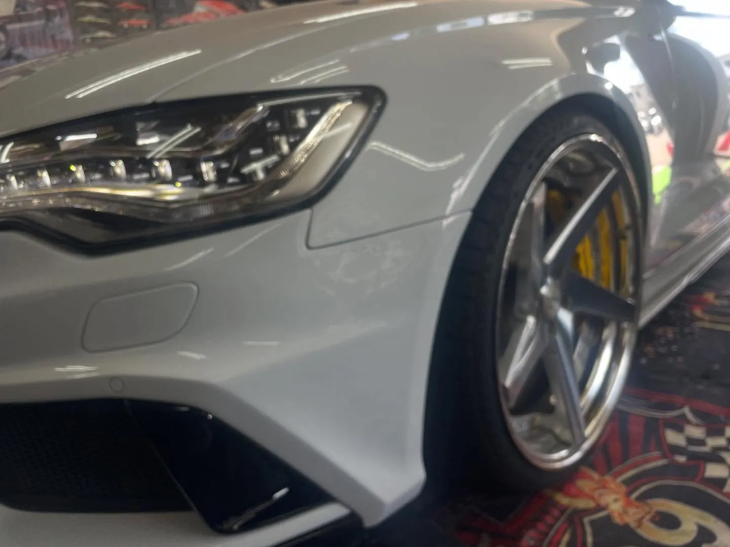 アウディA6クワトロ